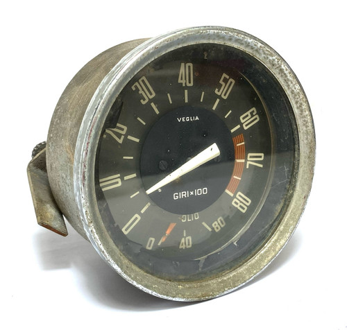 81040 USED REV COUNTER - 101 GIULIA / 2600 SPRINT (ITALIAN) 81040 USED REV COUNTER - 101 GIULIA / 2600 SPRINT (ITALIAN)