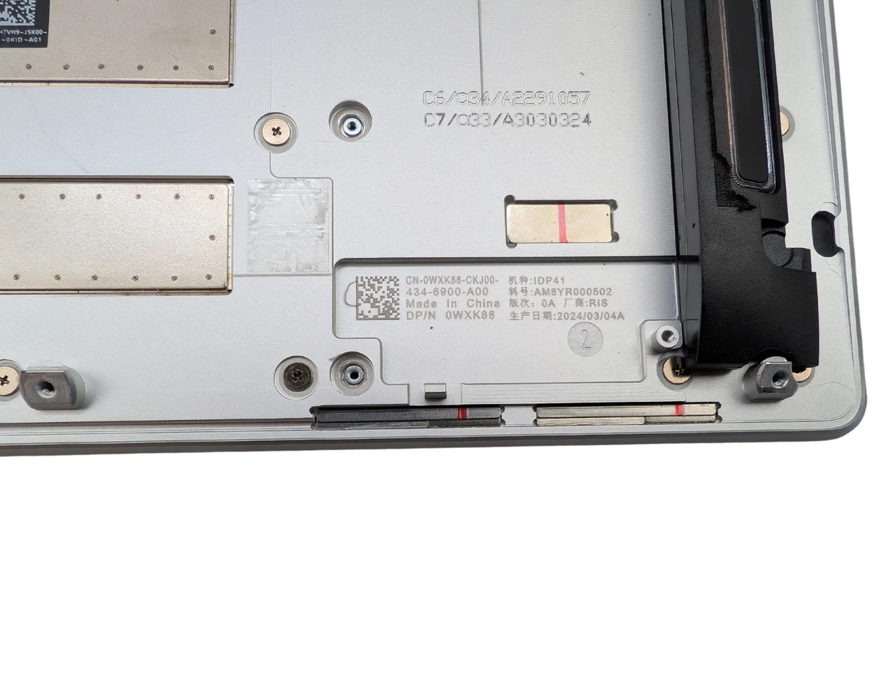 Dell XPS 9440 Palmrest Touchpad Assembly - WXK88