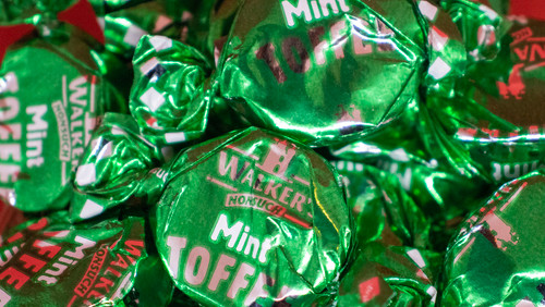 Walkers Mint Toffee 100g