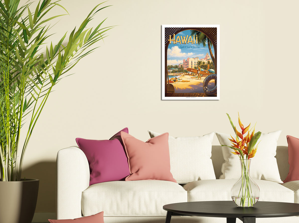 Hawaii, Land of Surf & Sunshine - Waikiki Beach - The Royal