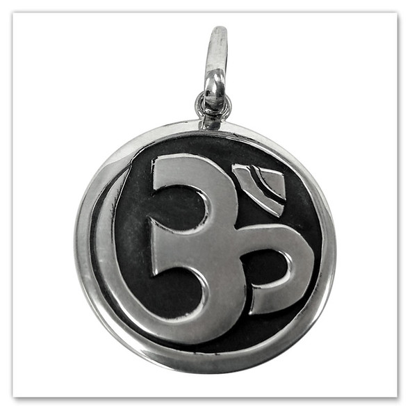 OM symbol - Sterling Silver Island Jewerly OM symbol - Sterling Silver Island Jewerly