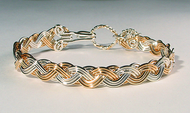 Classic Wave Alternating - Double Edged Flat Sinnet Bracelet - by Varsha Titus Classic Wave Alternating - Double Edged Flat Sinnet Bracelet - by Varsha Titus