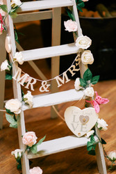 5 Cute Items to Style Your Wedding