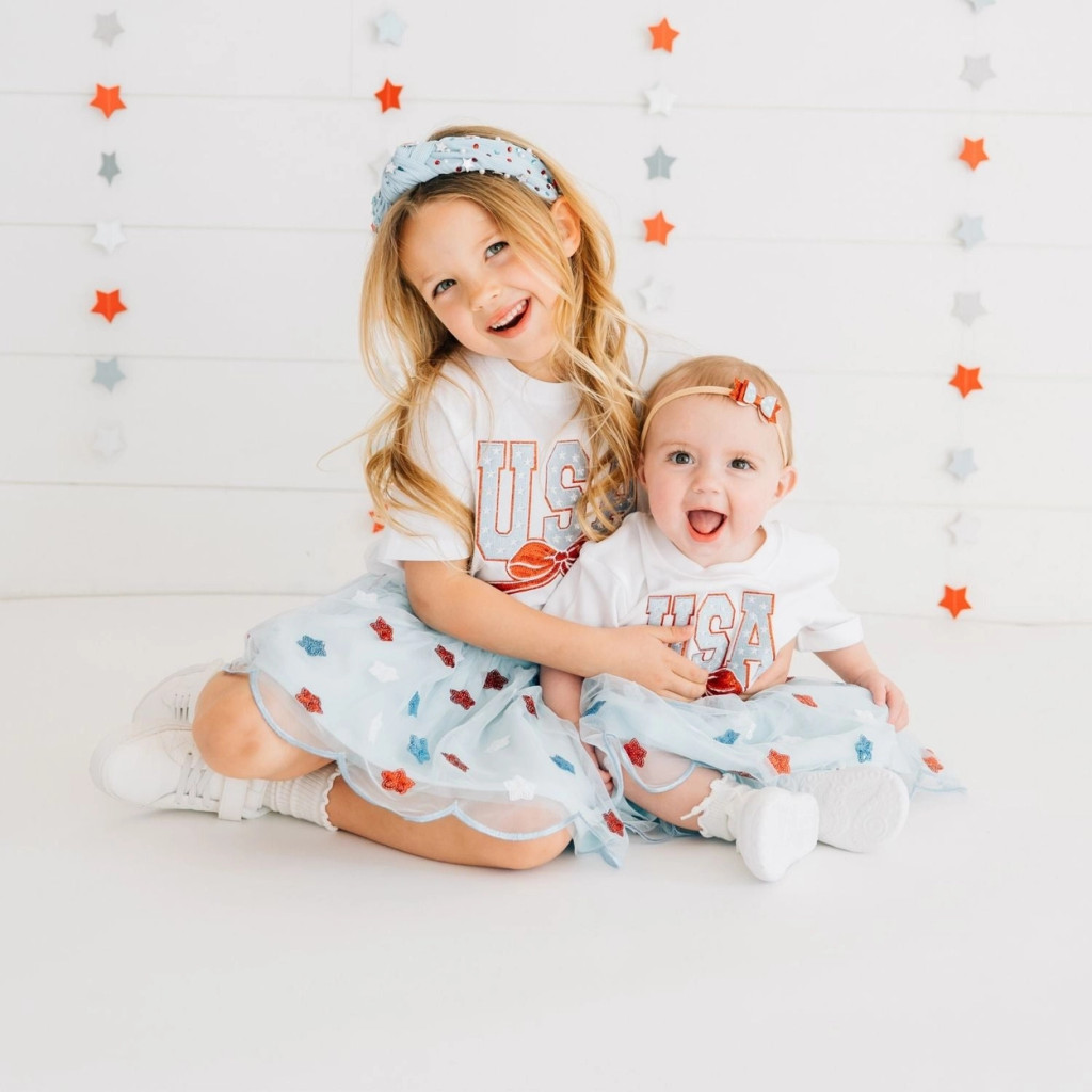 USA Stars & Bow Patch Short Sleeve T-Shirt