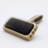 Bass Slicker Brush Small, close up bristle