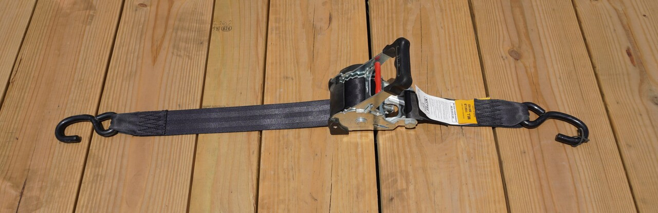 2" X 10' Auto Re-Tractable Ratchet Straps W/Coated S Hook
