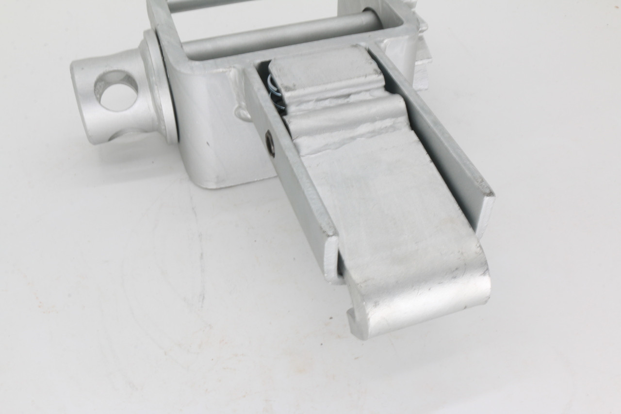 Stake Pocket Porta Winch Outward Off-Set (4" Strap)