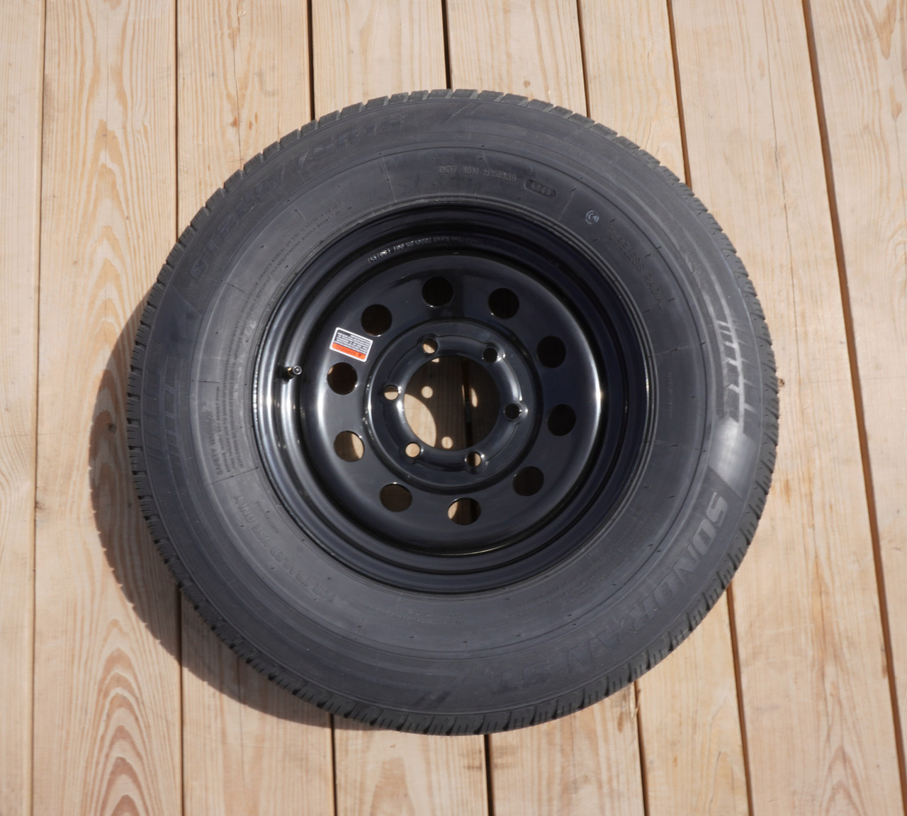 Wheel/Tires 15"X 6" 6 X 5.5 Black Glossy Mod 225/75 R-15 Radial