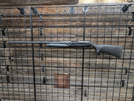 Used Benelli SBE II Semi Auto 28" Barrel 3.5" 12ga 3+1mag w/ case