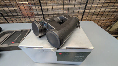 Consignment Leica Geovid 3200.COM Rangefinding Binos 10x42