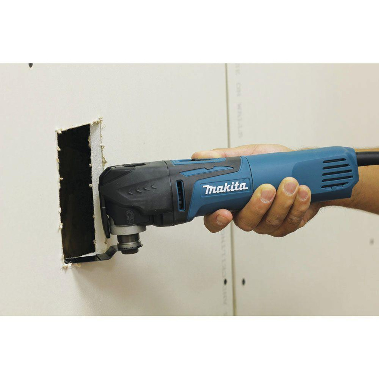 Makita TM3010CX1 Multi‑Tool Kit