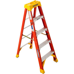 Werner #6205 5 Ft. Fiberglass Stepladder Type 1A 300 Lbs.