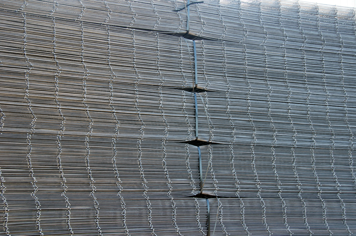 Wire Mesh Corp. 8' x 15' Sheet 661010 Wire Mesh (Light Mesh)