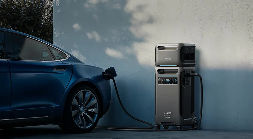 Anker SOLIX F3800 Plus Portable Power Station