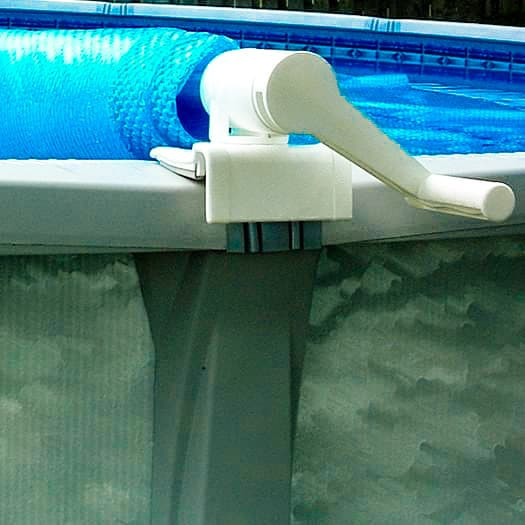 Système d’enrouleur hors terre FeherGuard Surface Rider pour piscines jusqu’à 24' de large