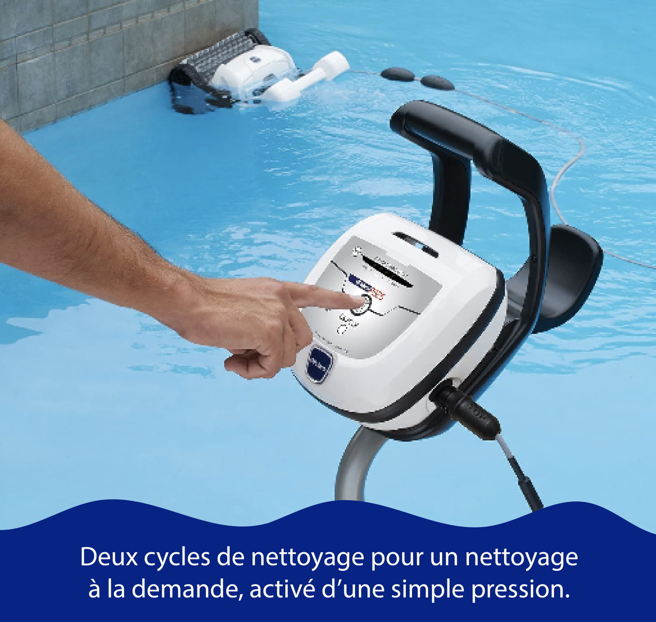 Nettoyeur de piscine creusée robotisé Polaris P825 avec chariot