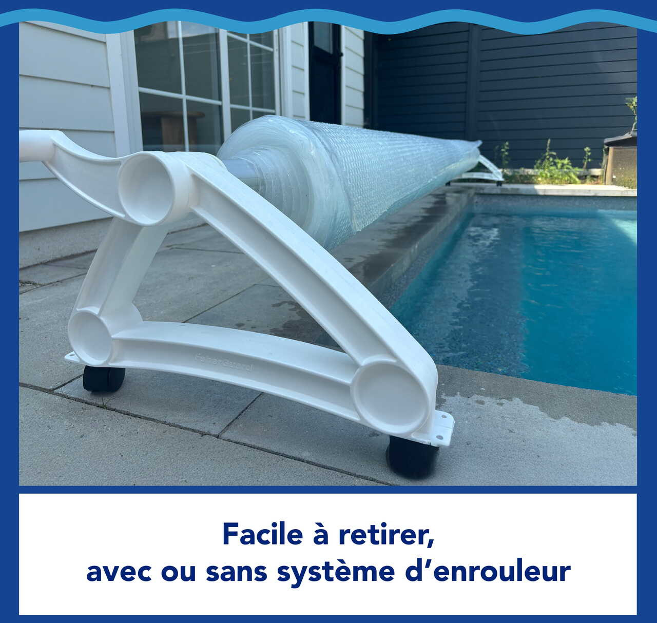 Couverture solaire ovale transparente Deluxe de 16' x 32'