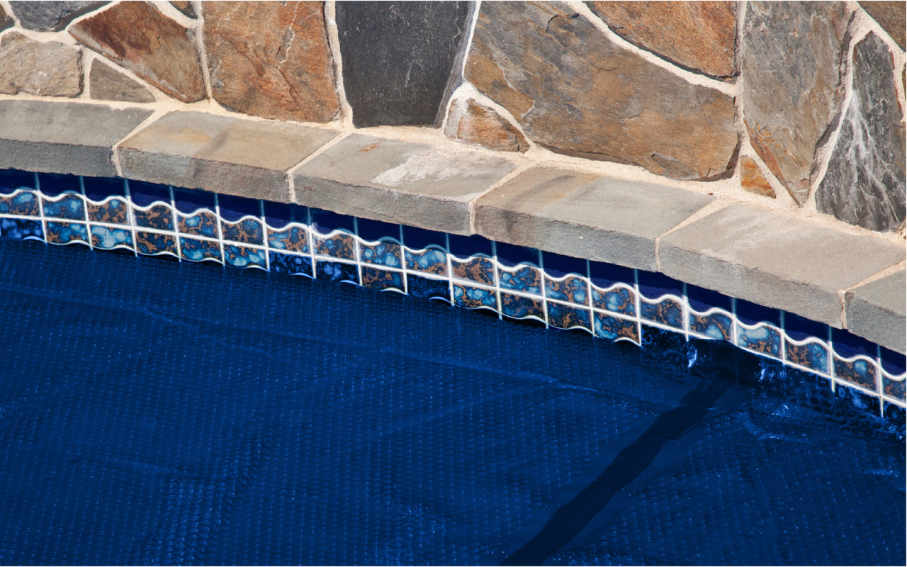 12' x 24' Oval Premium Black and Blue Solar Blanket