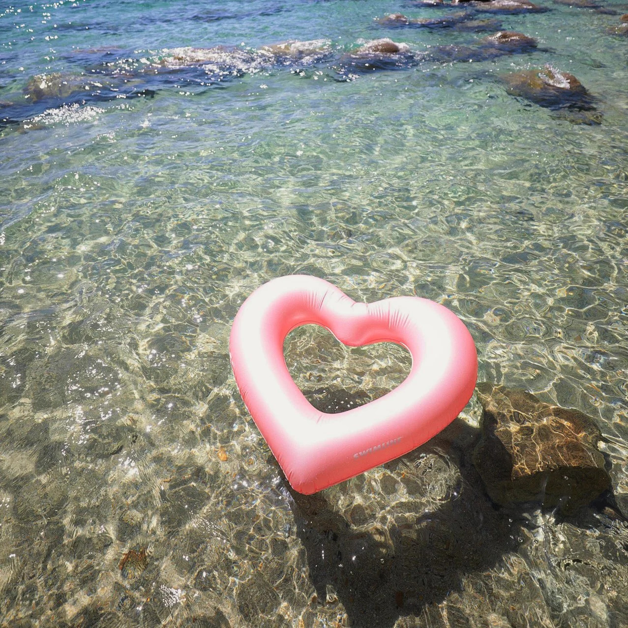 Metallic Heart Ring Float