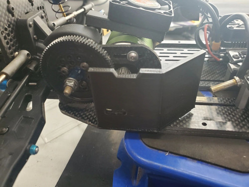 SPUR AND MOTOR ROCK GUARD