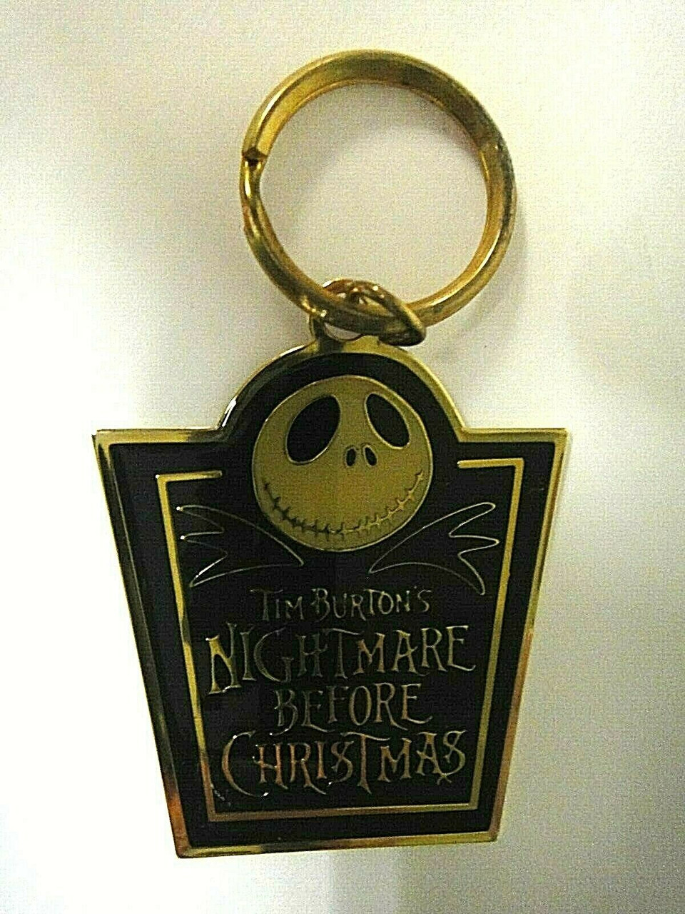 Nightmare before Christmas Jack Kissing Sally ENAMEL PIN  2 INCHES 