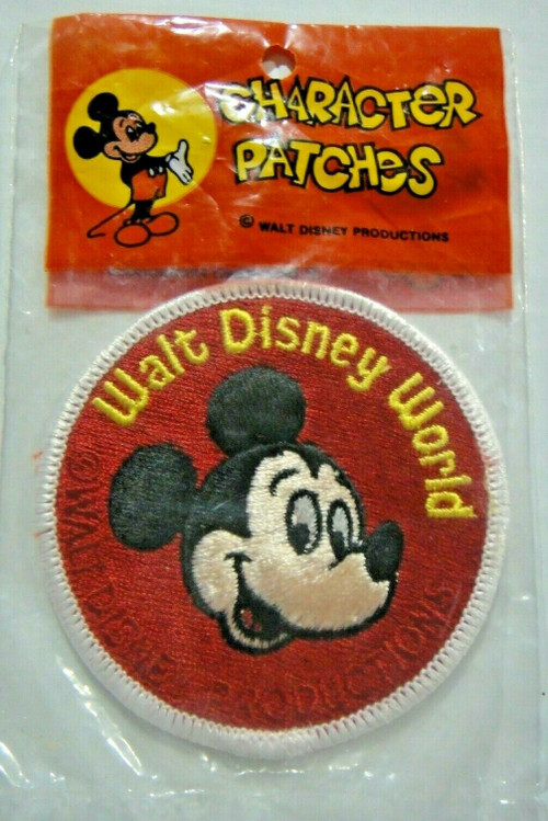 Mickey Mouse & Minnie Mouse Driving Embroidered Patch - New 