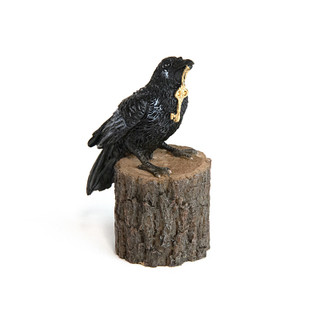 Raven with Key Raven with Key