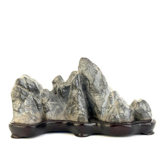 Japanese Suiseki - Seigaku-seki Furuya-ishi - Eastern Leaf