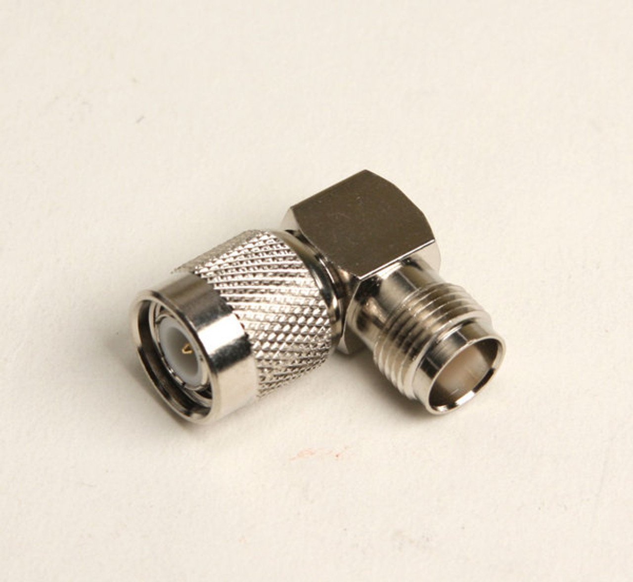 090 - 90 Deg. TNC adaptor