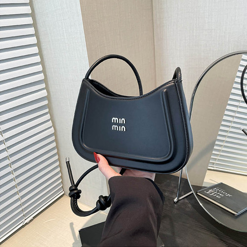 Korean Style Fashion Niche Women's Crescent Bag 2025 Autumn New Handbag, High-End Multifunctional Crossbody Bag Shoulder Bag