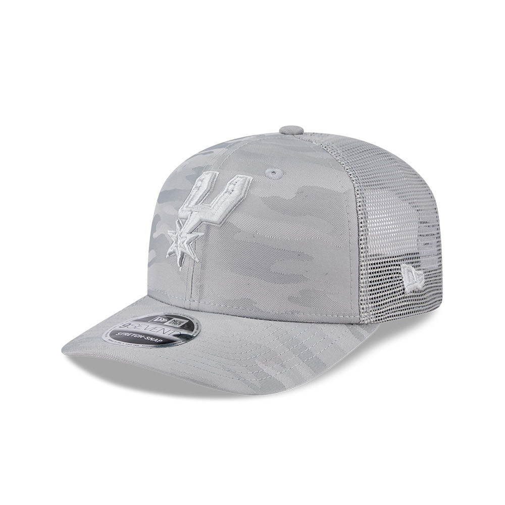 San Antonio Spurs Men's New Era 9Seventy Camo Trucker Stretch-Snap