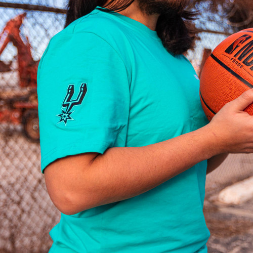 San Antonio Spurs Men's Nike NBA T-Shirt.