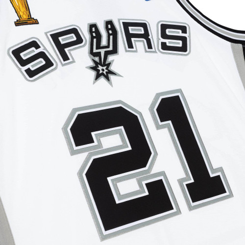 Mitchell & Ness Men's Tim Duncan Black San Antonio Spurs Hardwood