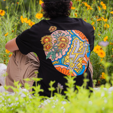 【XL】 村上隆 TM Flowers on Body S/S T-shirts XL】 村上隆 TM Flowers on Body S/S T-shirts - メルカリ