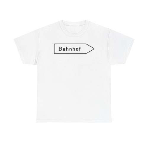Zeichen 432R - Wegweiser zu innerörtlichen Zielen rechtsweisend StVO 1970 (Germany) (Road Sign) T-Shirt