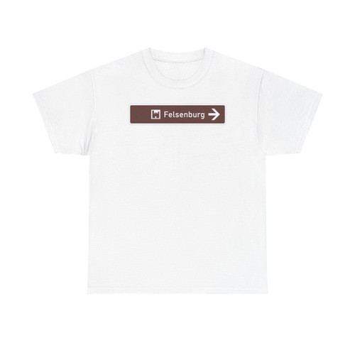 Zeichen 386.1-20 - Touristischer Hinweis als Wegweiser - Wegweiser rechtsweisend StVO 2013 (Germany) (Road Sign) T-Shirt