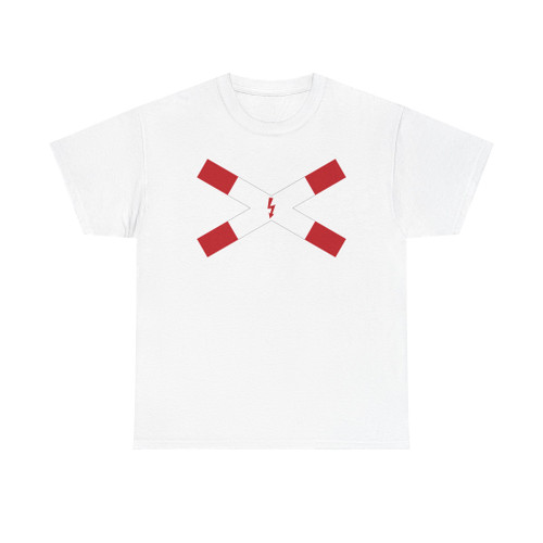 Zeichen 202 - Andreaskreuz mit Blitzpfeil. Dem Schienenverkehr Vorrang gewähren StVO 1970 (Germany) (Road Sign) T-Shirt
