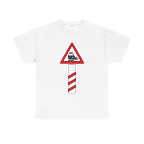 Zeichen 156-10 - Bahnübergang mit dreistreifiger Bake StVO 2013 (Germany) (Road Sign) T-Shirt