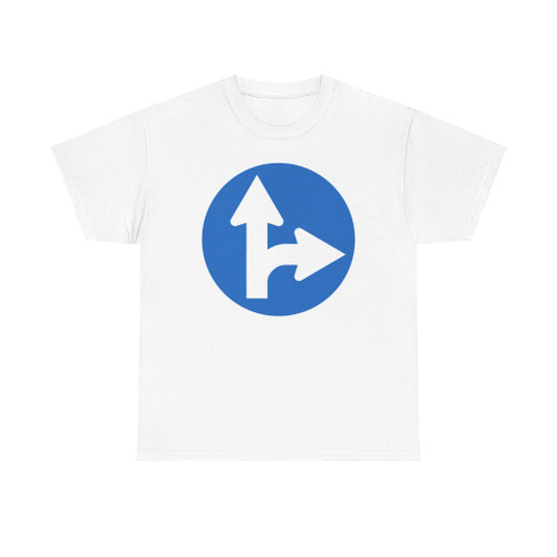 Vorschriftszeichen 15 gerade rechts (Austria) (Road Sign) T-Shirt