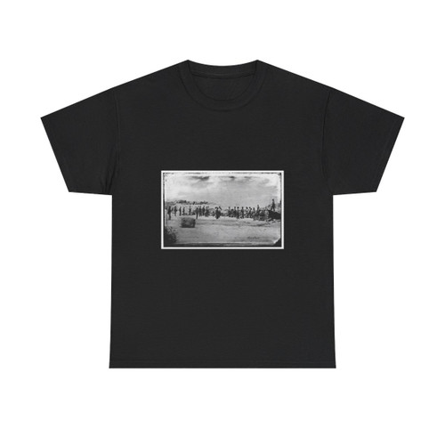 Battery Reynolds. Five 10-Inch Siege Mortars Against Wagner (U.S. Civil War) T-Shirt