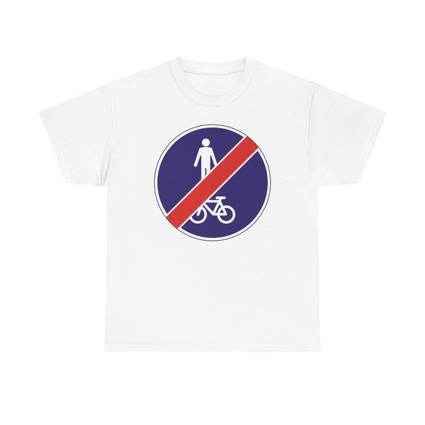 Hungary road sign D-028 (Hungary) (Road Sign) T-Shirt