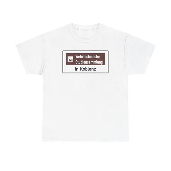 Zeichen 386.1-32 - Touristischer Hinweis mit Bezugsziel in StVO 2013 (Germany) (Road Sign) T-Shirt