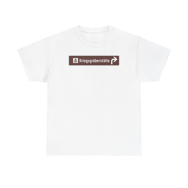 Zeichen 386.1-21 - Touristischer Hinweis als Wegweiser - Vorwegweiser rechtsweisend StVO 2017 (Germany) (Road Sign) T-Shirt