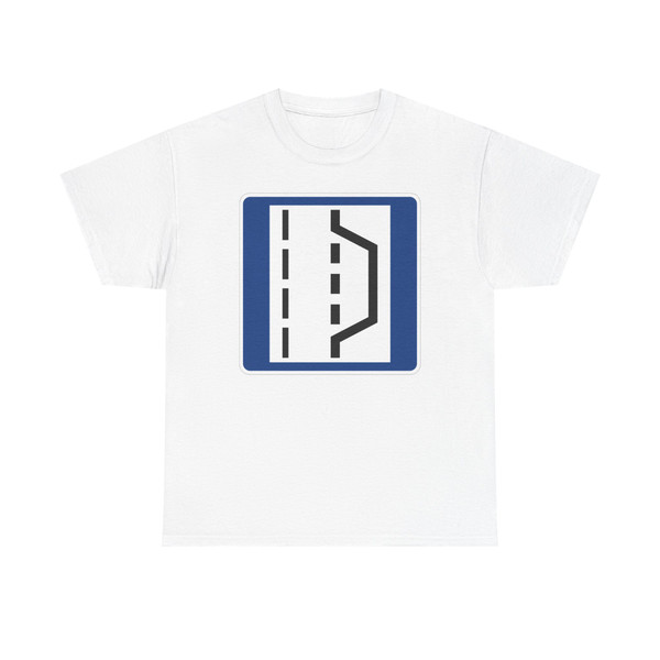 Zeichen 328 - Nothalte- und Pannenbucht StVO 2006 (Germany) (Road Sign) T-Shirt