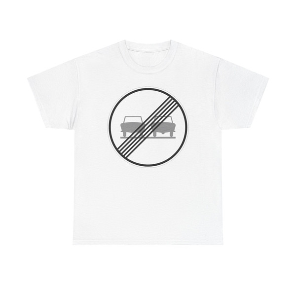 Zeichen 280 - Ende des Überholverbotes für Kraftfahrzeuge aller Art StVO 1970 (Germany) (Road Sign) T-Shirt