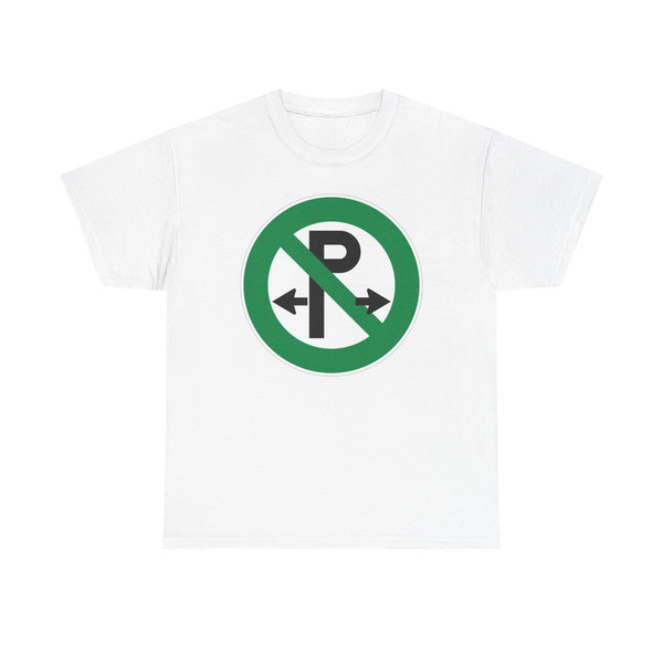 Zeichen - Parkverbot Mittie Privat (Germany) (Road Sign) T-Shirt