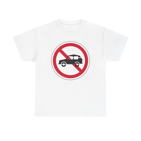 승용차 통행금지 (North Korea) (Road Sign) T-Shirt