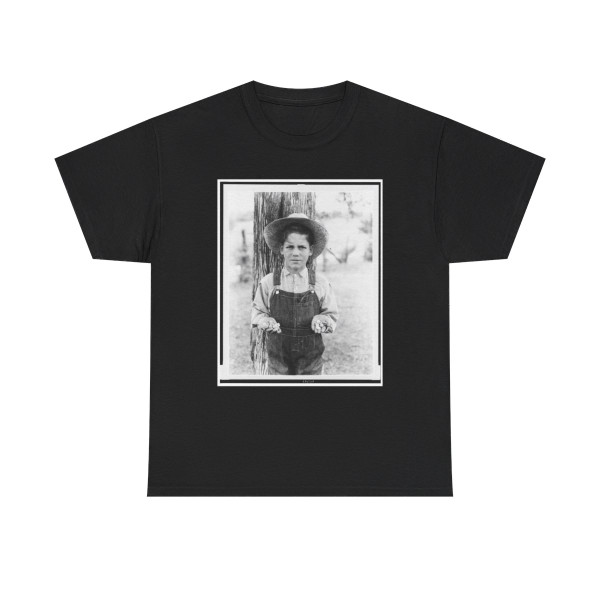Boy Holding Union and Confederate Bullets, Perryville Battlefield, Perryville, Boyle County, Kentucky (U.S. Civil War) T-Shirt