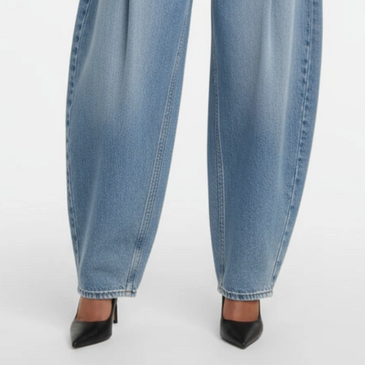 Pleated Barrel Jeans