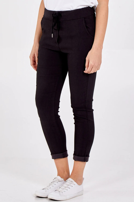 Women's Black Plain Smart Non-Crush Trouser